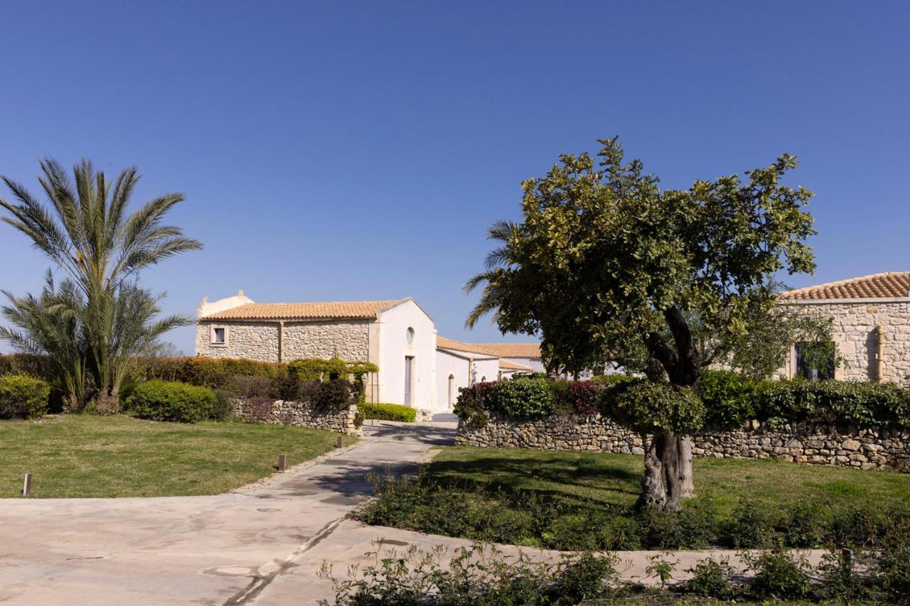 Masseria Del Carrubo Noto Buitenkant foto