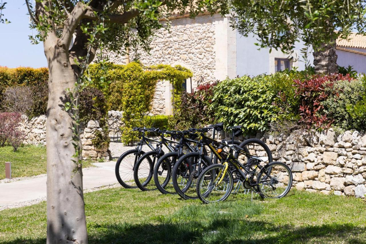 Masseria Del Carrubo Noto Buitenkant foto